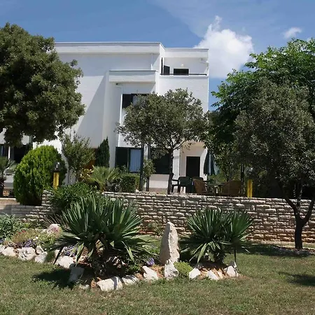 Culjak Rab Apartment