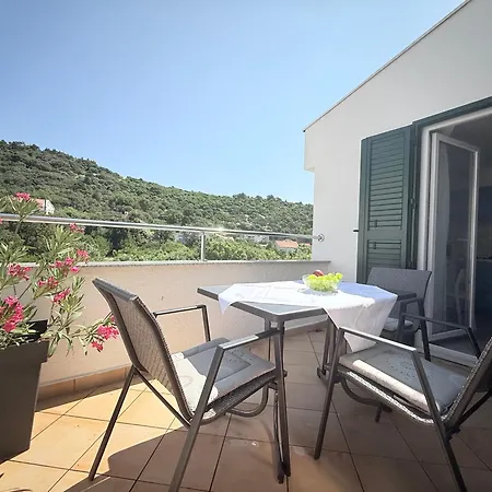 Culjak Rab Apartment