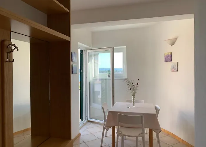 Culjak Rab Apartment Rab Town